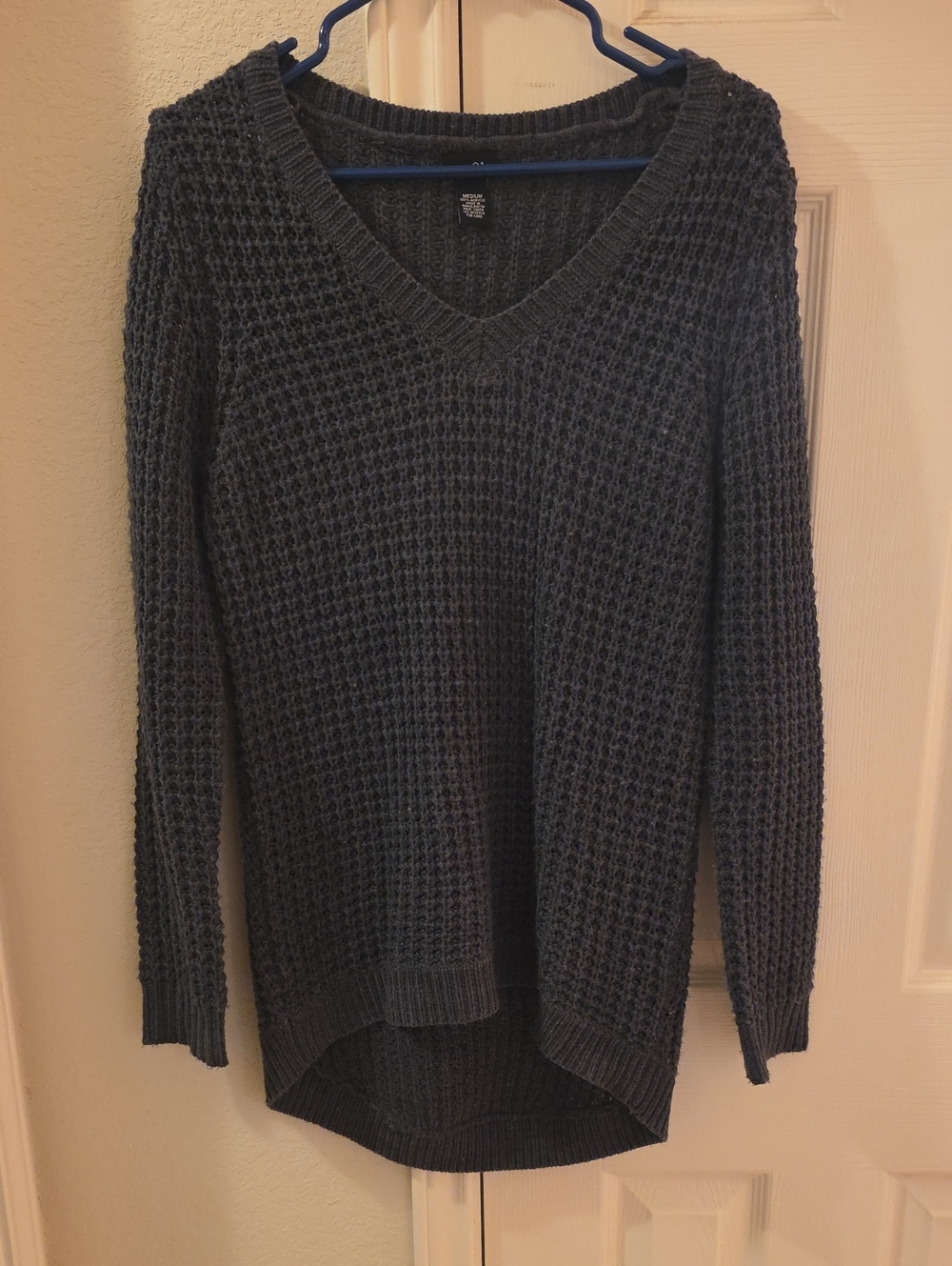 Rue21 Charcoal Waffle Knit V-Neck Sweater
